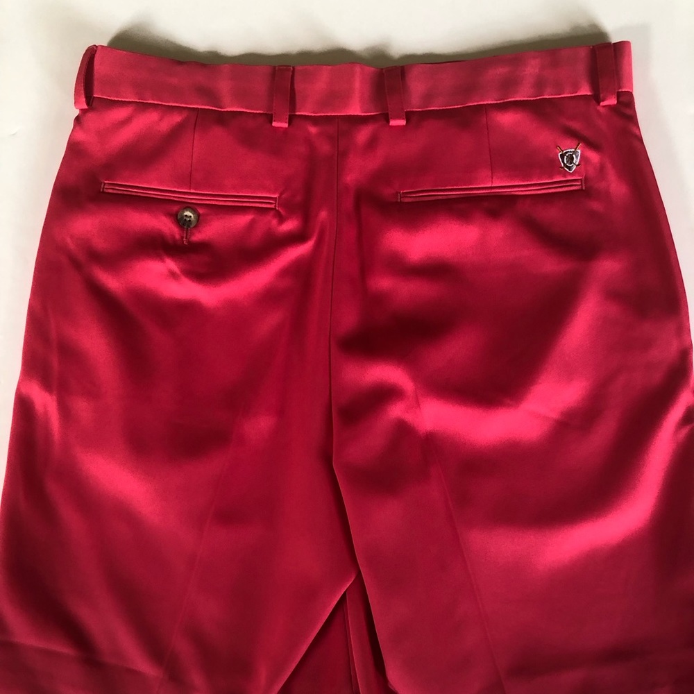 Men’s Texas Longhorn Oxford Golf Super-DryShorts - Picture 4 of 11